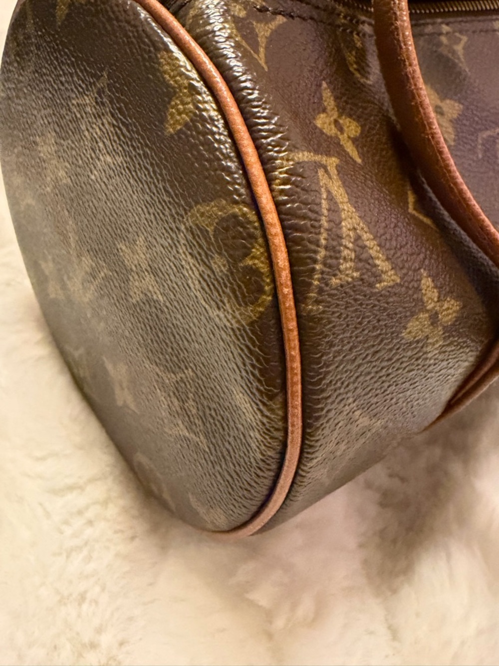 Louis Vuitton Monogram Canvas papillon Barrel Bag size 26 - Picture 8 of 13